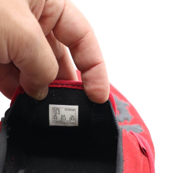 Vans Classic Slip On  Jawbones Men's Size 10 Black Red Athletic Sneakers - Picture 3 of 9